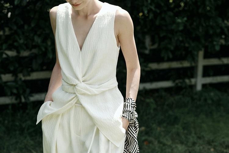 V-Neck Leg Wide High Top Plain Tank Knot Rise Pants / Slit
