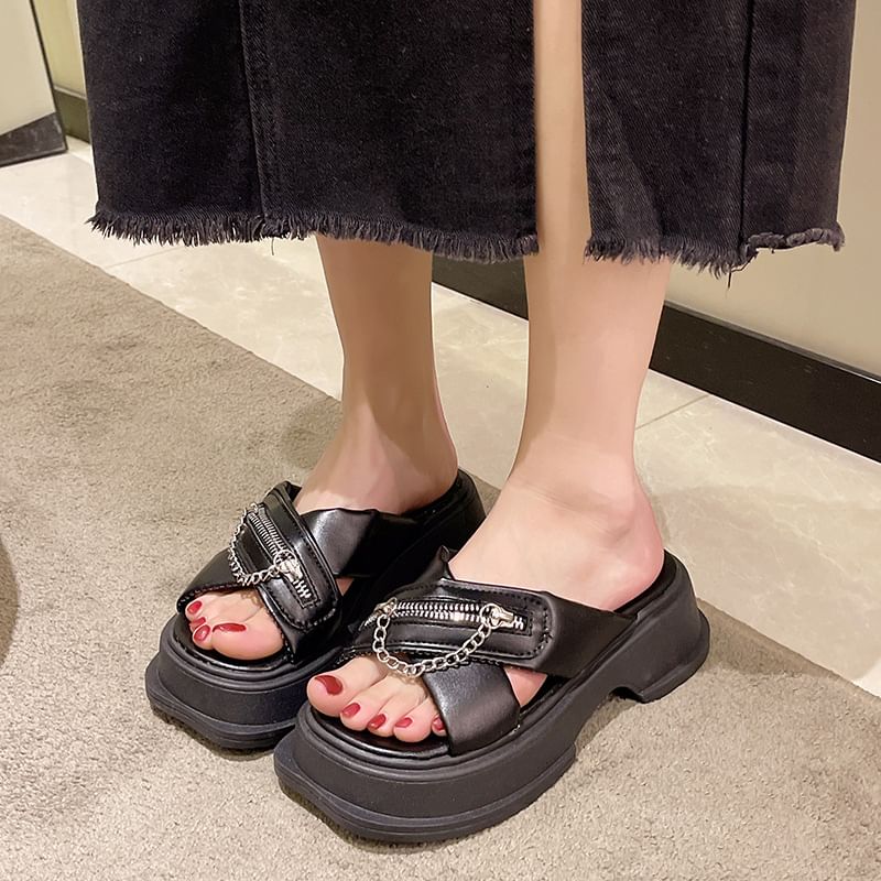 Chain Sandals Zipped Platform Detail Cross Heel Strap Chunky Slide