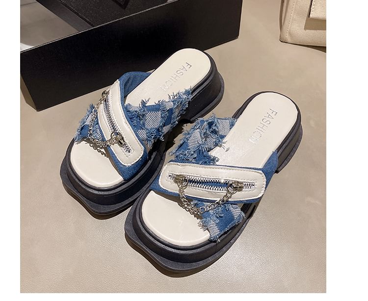 Chain Sandals Zipped Platform Detail Cross Heel Strap Chunky Slide