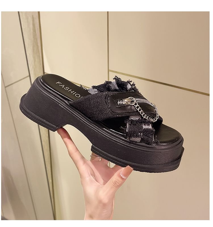 Chain Sandals Zipped Platform Detail Cross Heel Strap Chunky Slide