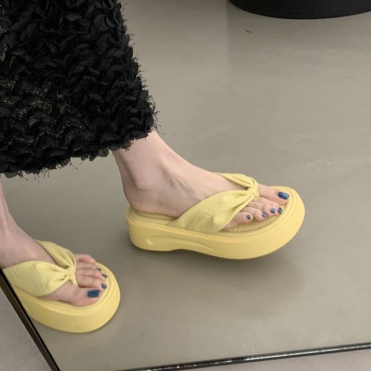 Flip-Flops Platform Ruched