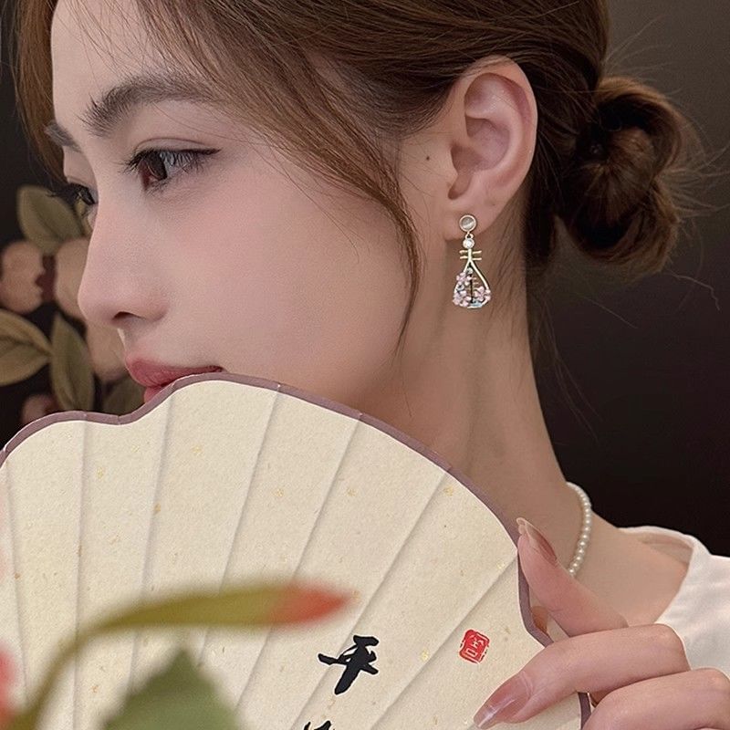 Floral Earring Pipa Drop Enamel