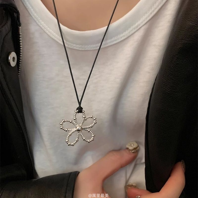 Cord Necklace Pendant Flower
