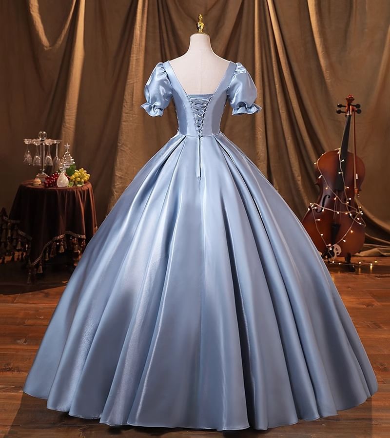 Short-Sleeve Square Neck Plain Embroidered Evening Ball Gown