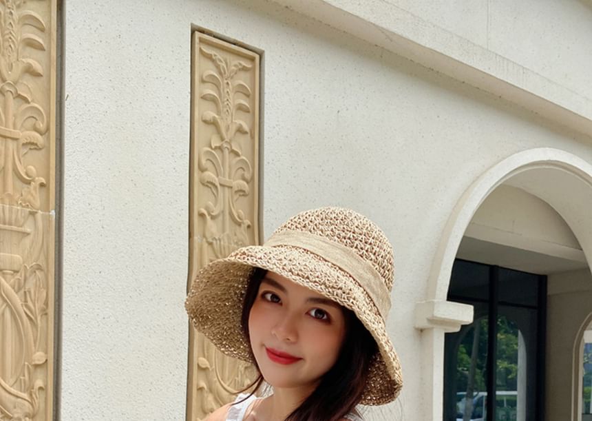 Straw Hat Bow Bucket