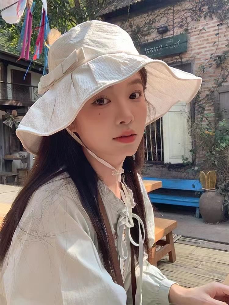 Sun Plain Bow Hat
