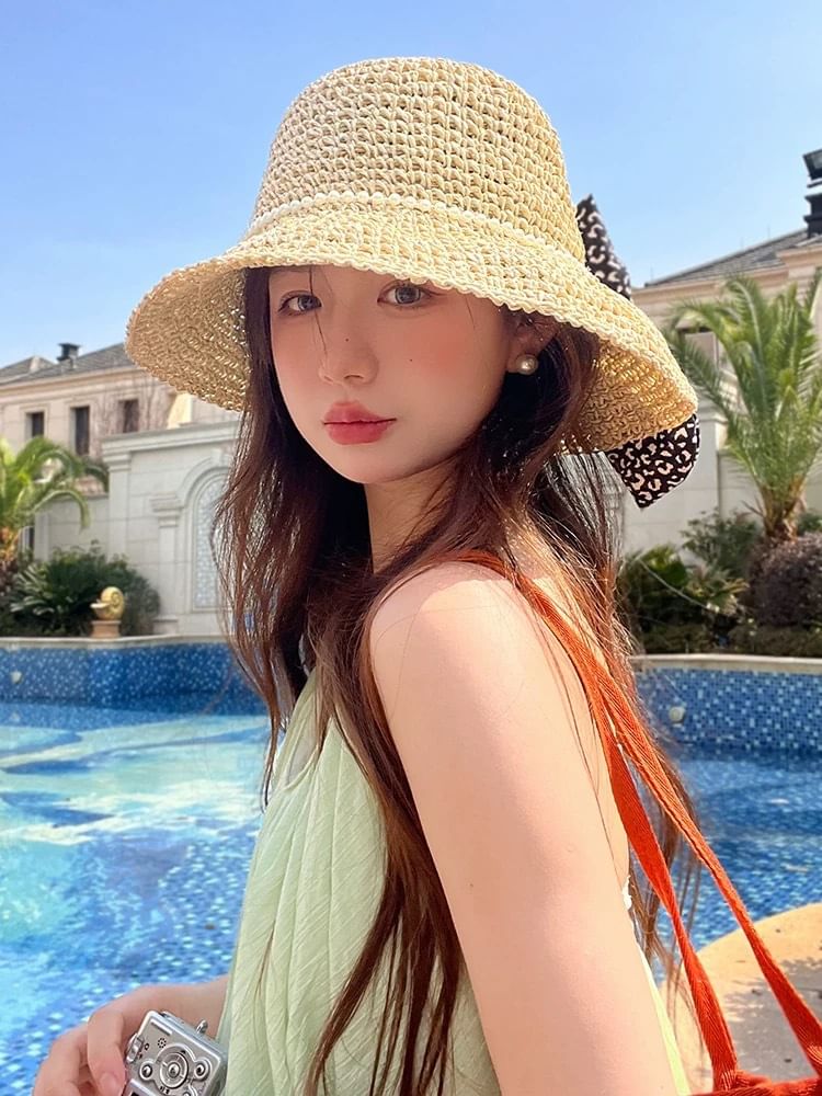 Faux Hat Bucket Straw Pearl Bow