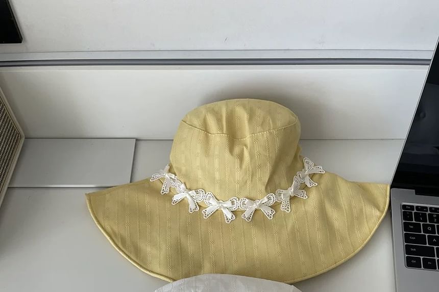 Applique Sun Bow Hat