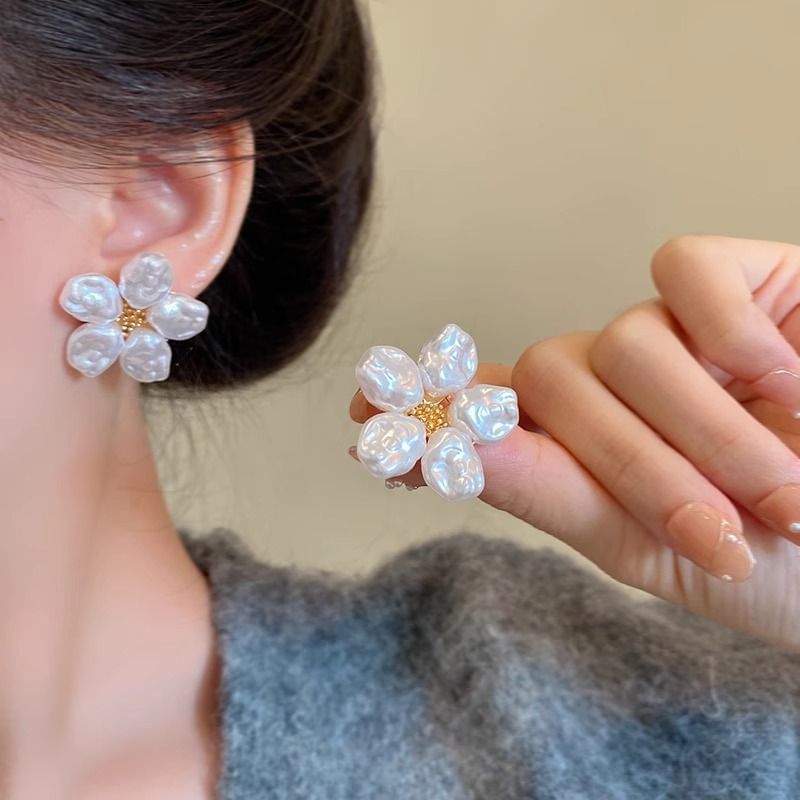 Faux Alloy Earring Statement Floral Pearl