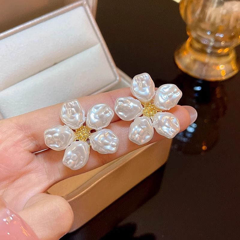 Faux Alloy Earring Statement Floral Pearl