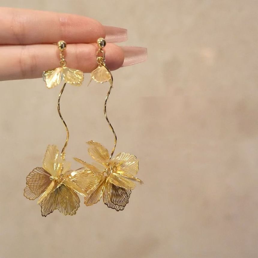 Dangle Petal Alloy Earring Butterfly