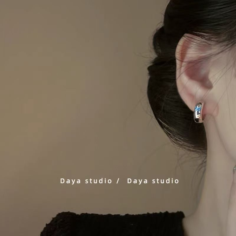 Huggie Butterfly Glaze Alloy Earring