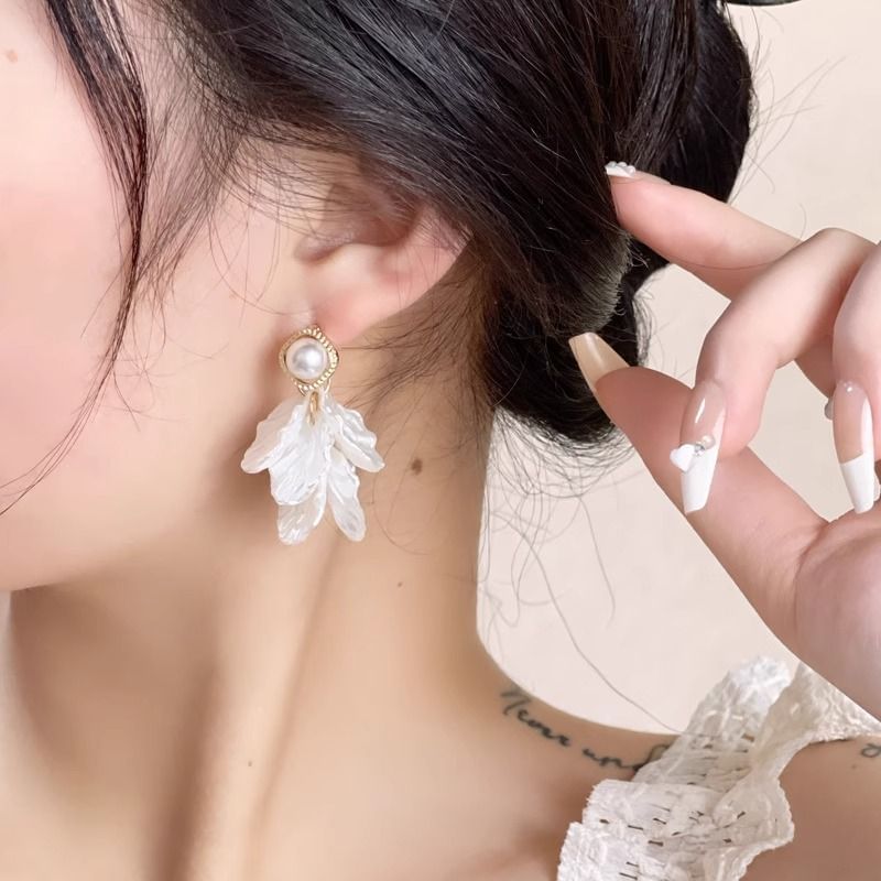 Faux Statement Earring Alloy Petal Pearl
