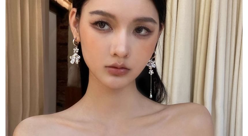 Alloy Earring Asymmetrical Floral Dangle