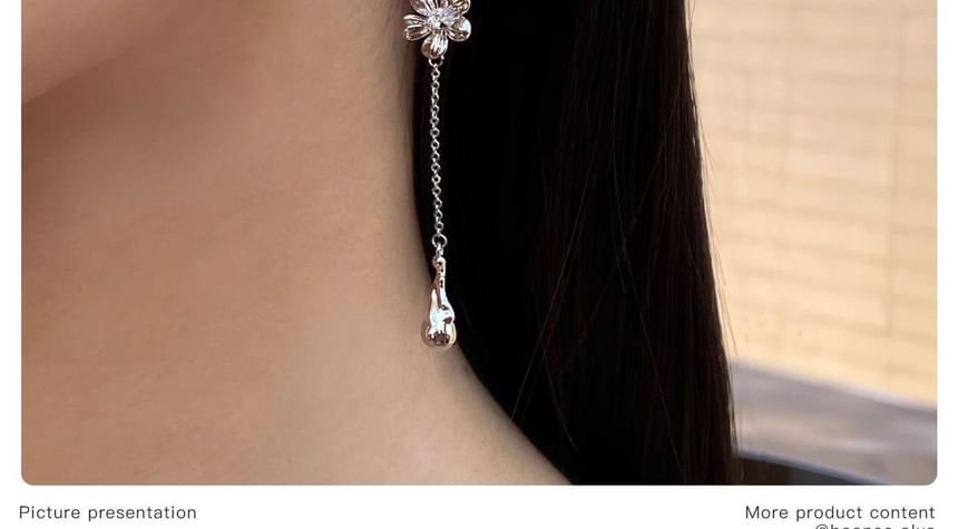Alloy Earring Asymmetrical Floral Dangle
