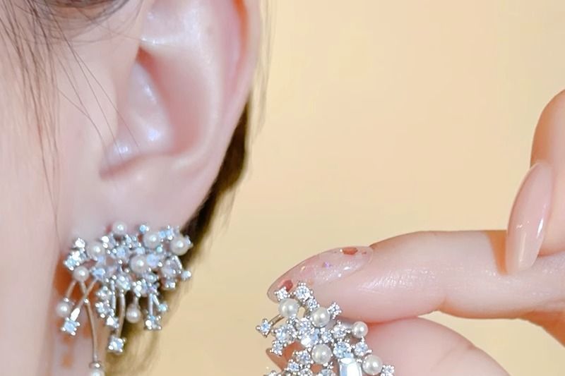 Rhinestone Pearl Faux Alloy Stud Firework Earring