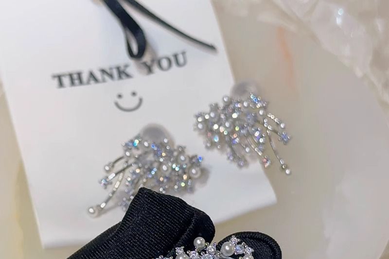 Rhinestone Pearl Faux Alloy Stud Firework Earring