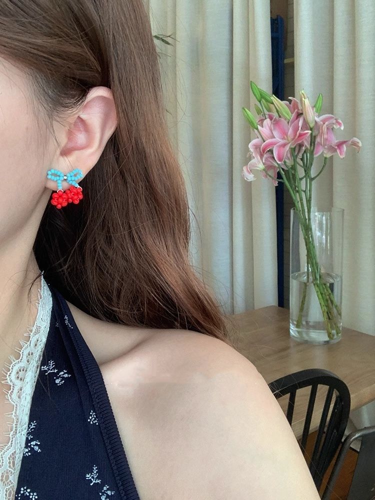 Stud Bead Earring Cherry