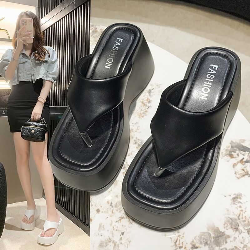 Plain Faux Wedge Leather Platform Flip-Flops