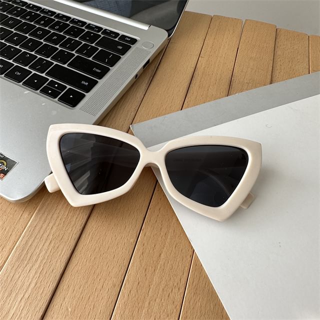 Oversized Sunglasses Cat-Eye