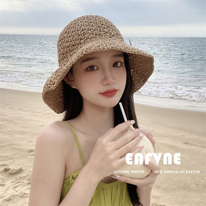 Cloche Straw Lace-Up Hat