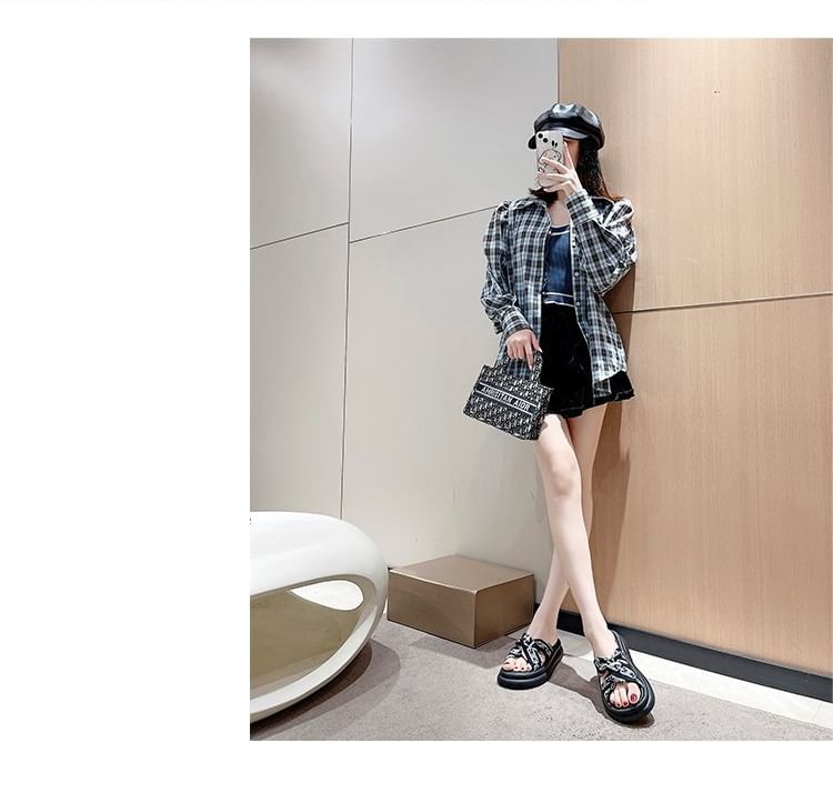 Cross Platform Criss Slide Knot Print Sandals