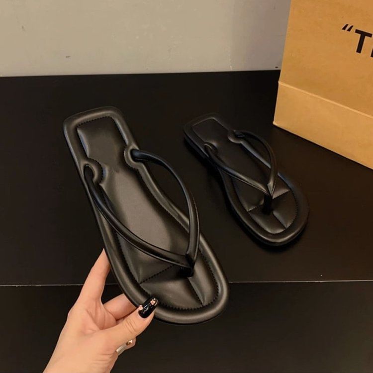 Plain Flat Flip-Flops