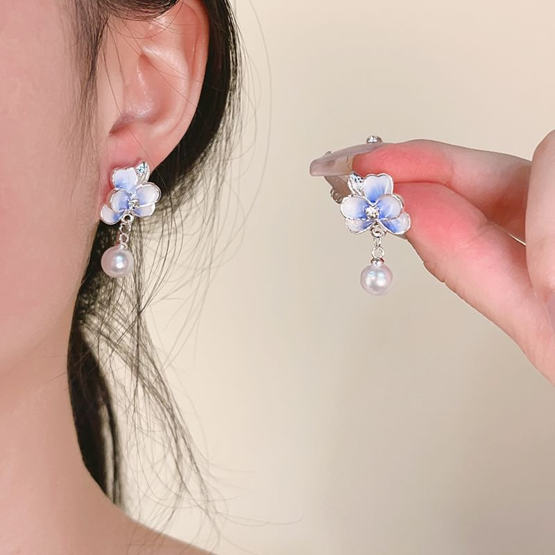 Clip Pearl Drop Earring On / Faux Flower