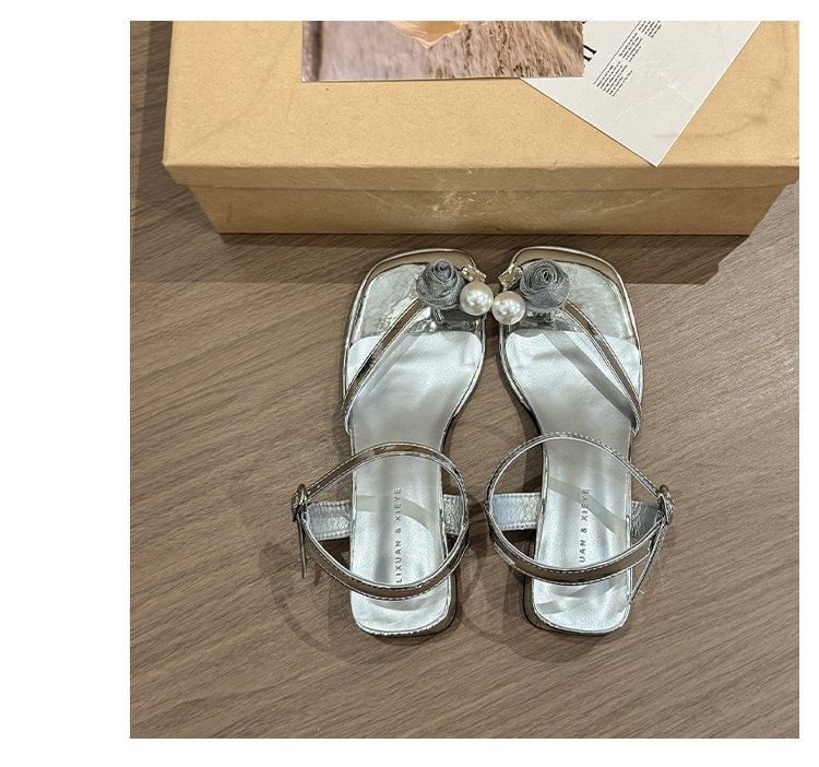 Block Faux Sandals Pearl Heel Flower