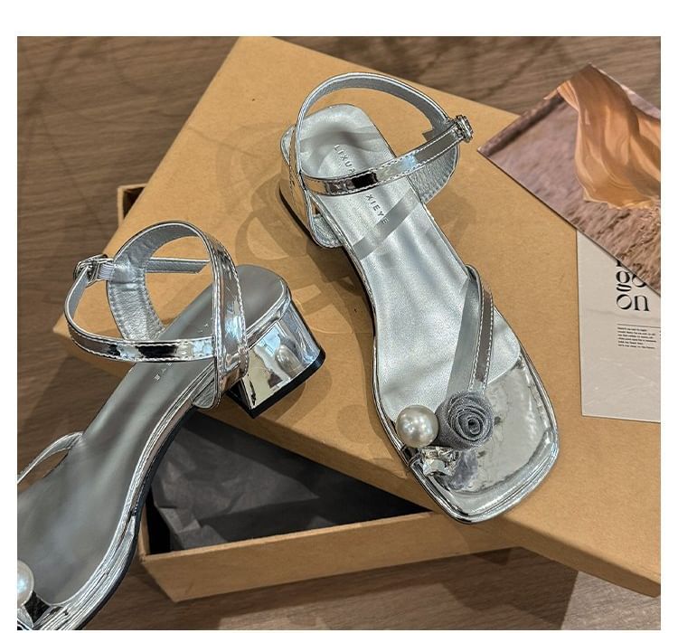 Block Faux Sandals Pearl Heel Flower