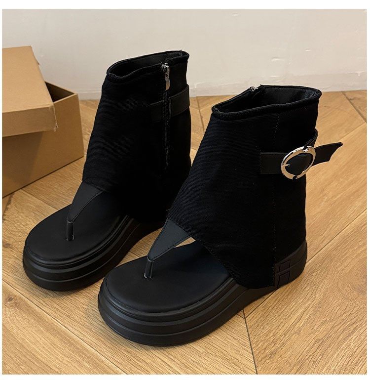Buckled Boots Platform Thong