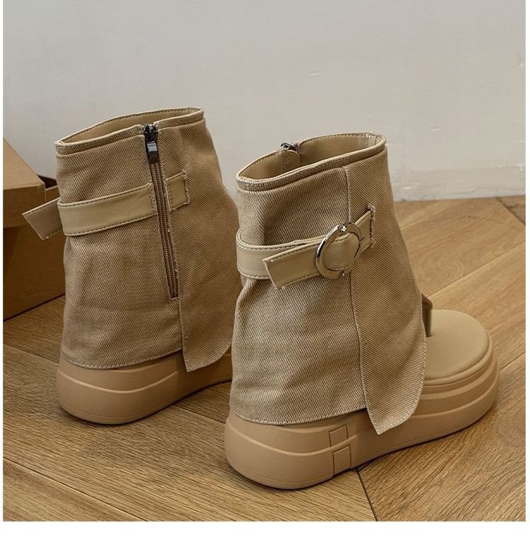 Buckled Boots Platform Thong
