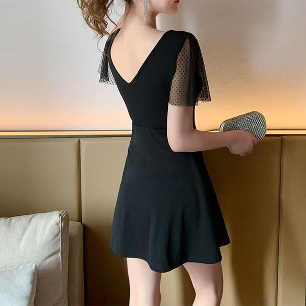 V-Neck Dress Mesh A-Line Short-Sleeve Mini