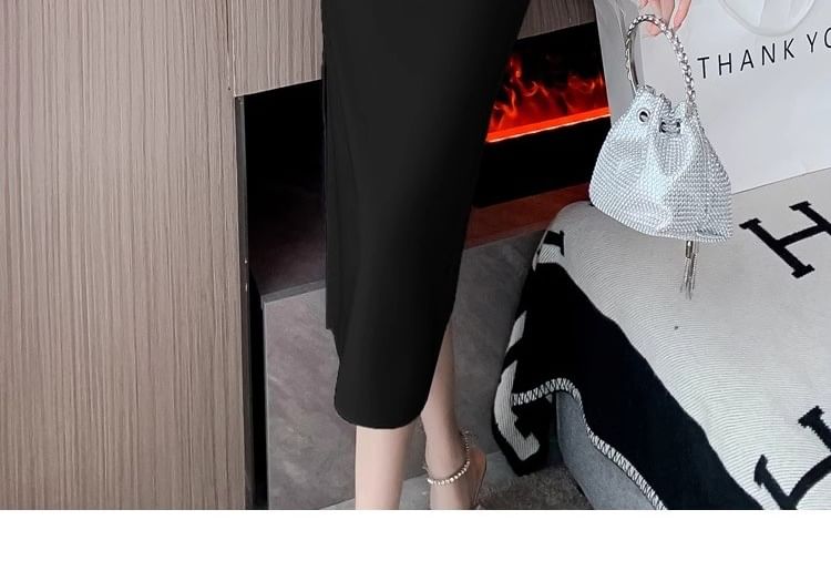 Sleeveless Plain Sheath Midi Dress