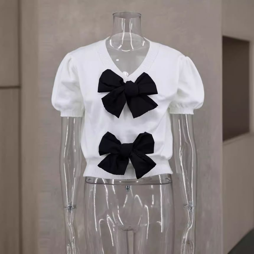 Tone V-Neck Two Knit Puff-Sleeve Crop Accent Bow Top