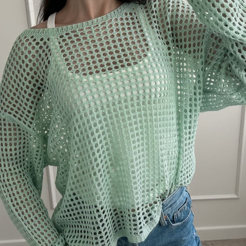 Long-Sleeve Round Perforated Plain Knit Neck Top