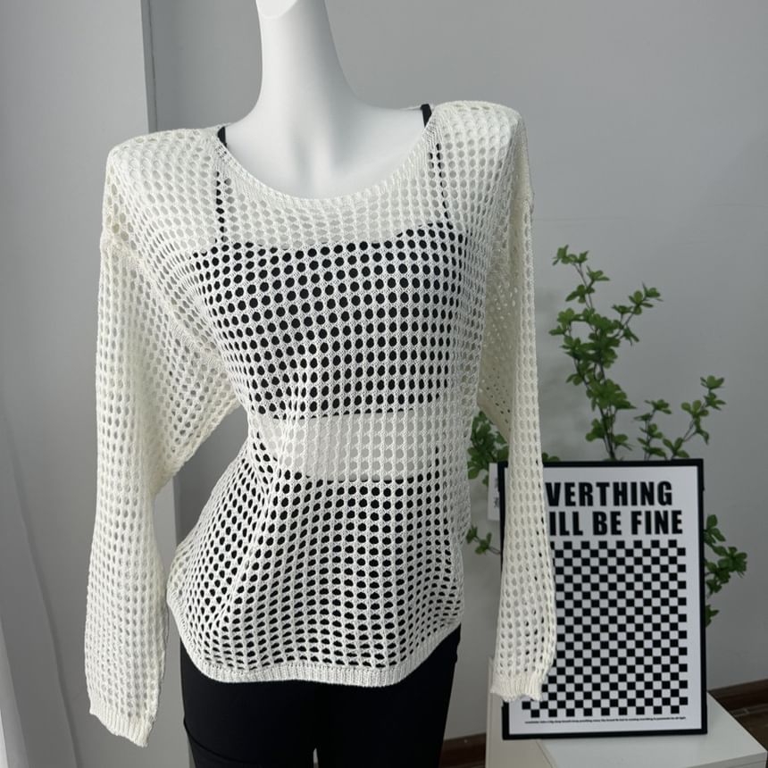 Long-Sleeve Round Perforated Plain Knit Neck Top