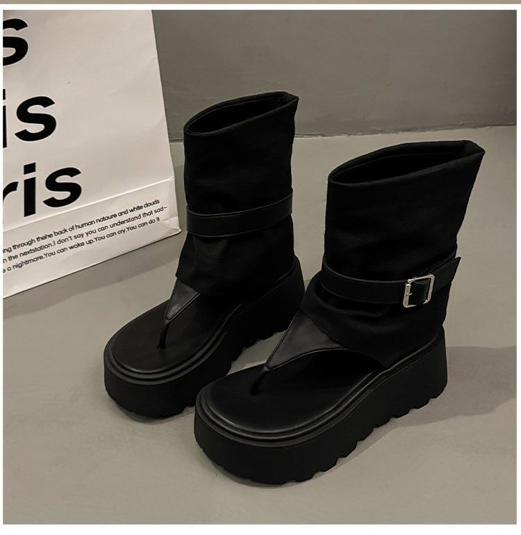 Short Thong Boots Platform