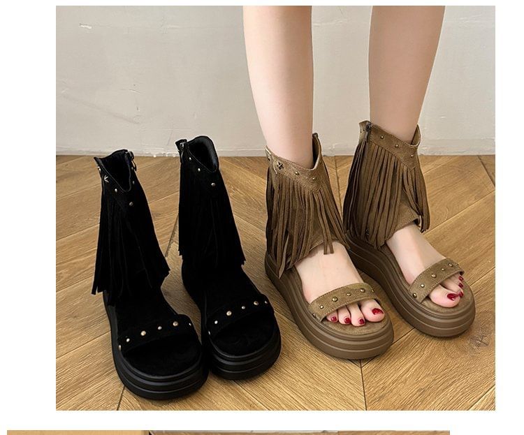 Boots Short Studded Platform Plain