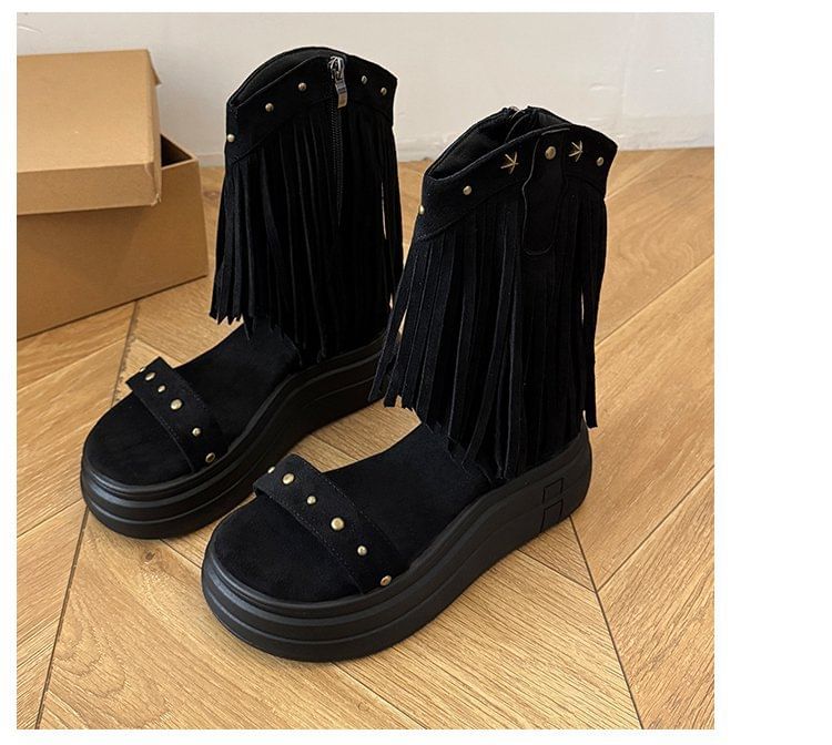 Boots Short Studded Platform Plain