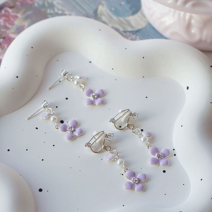 Clip Earring Floral / On Dangle
