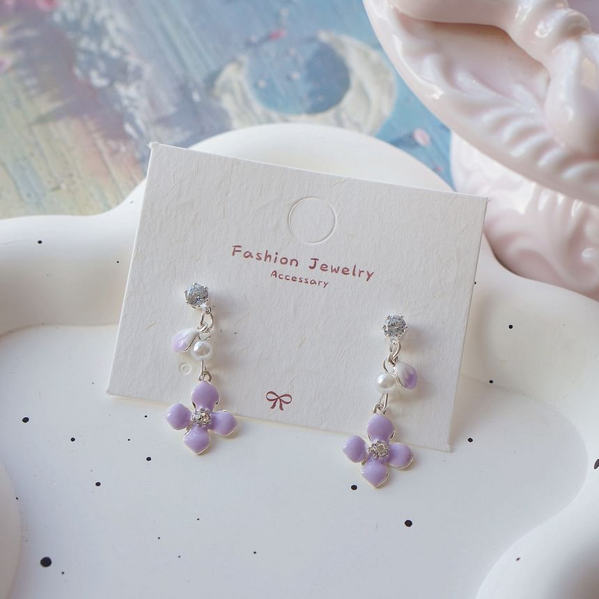 Clip Earring Floral / On Dangle