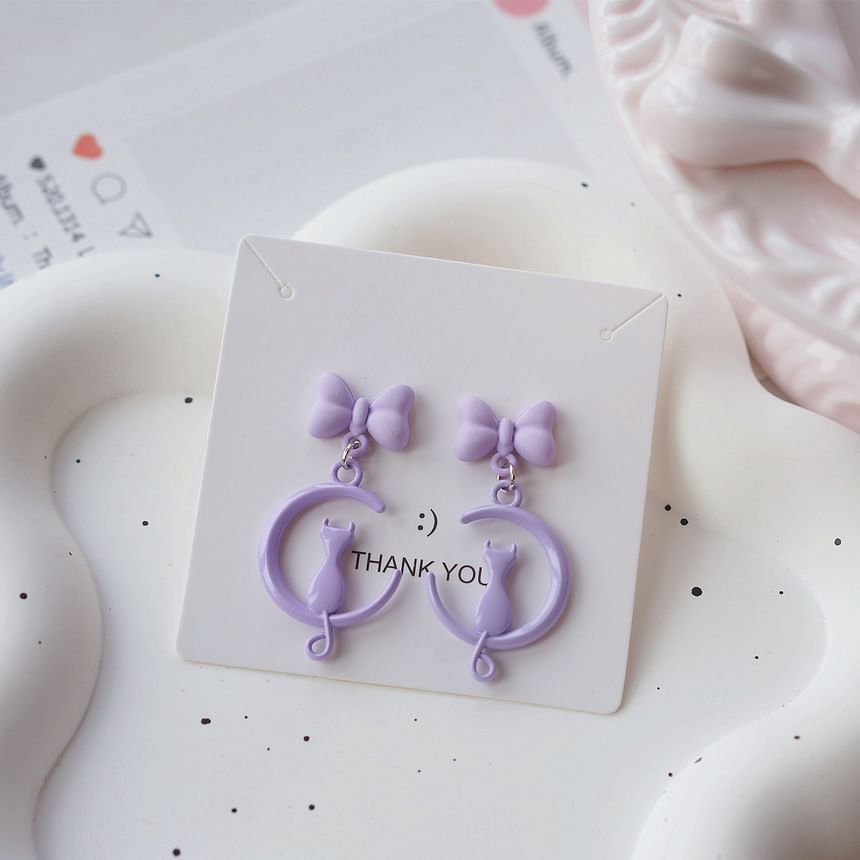 Dangle Cat Earring Moon Clip / On