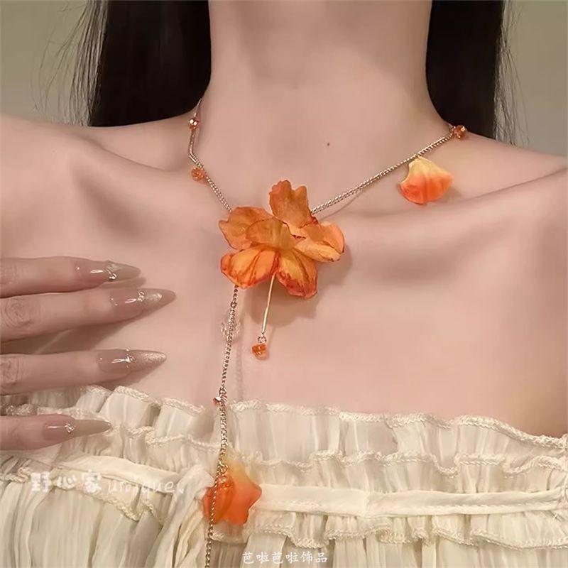 Lariat Fringed Necklace Flower