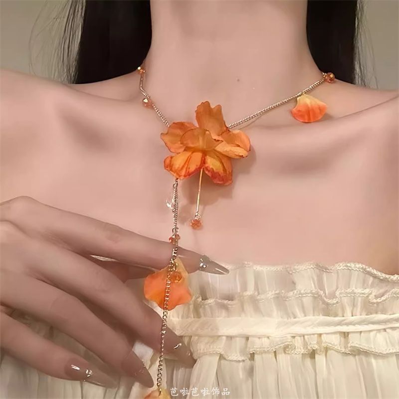 Lariat Fringed Necklace Flower