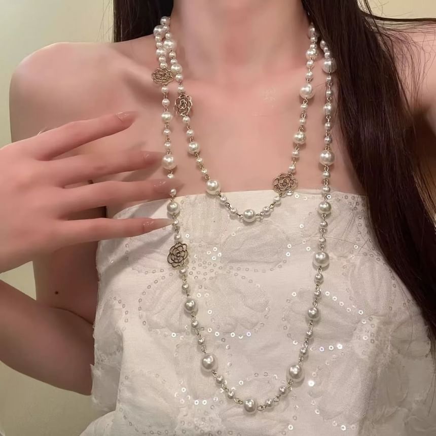 Beaded Necklace Floral