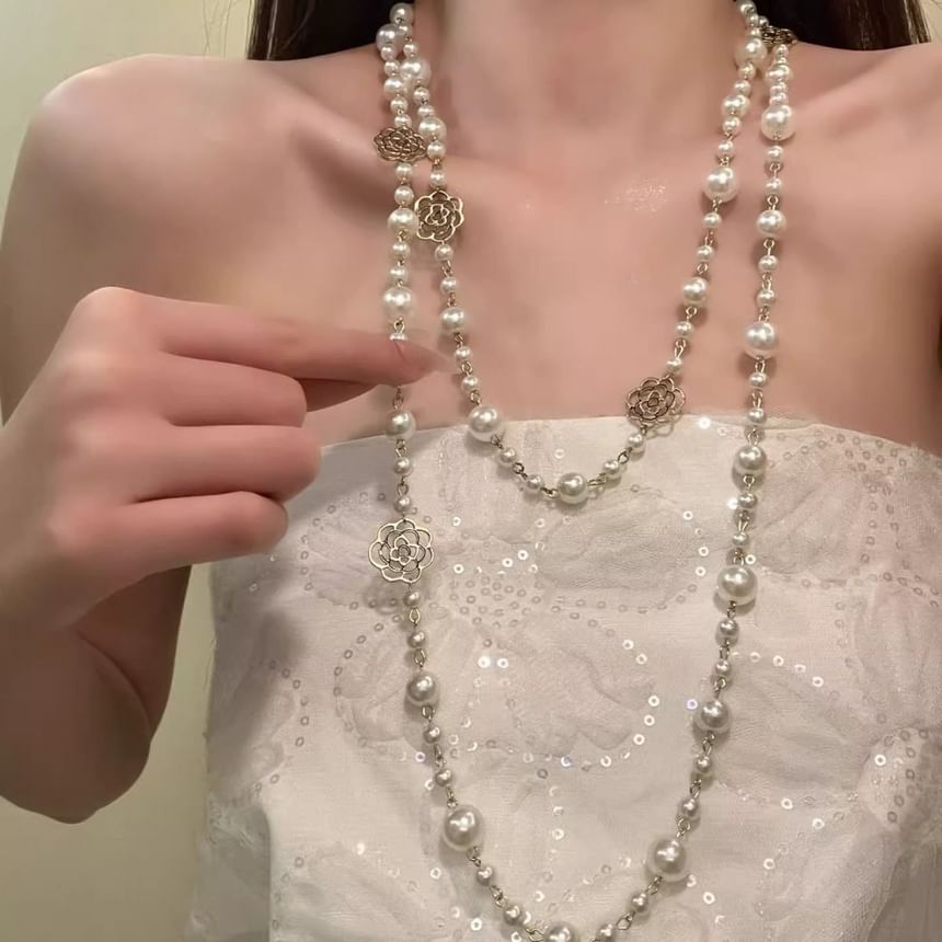 Beaded Necklace Floral