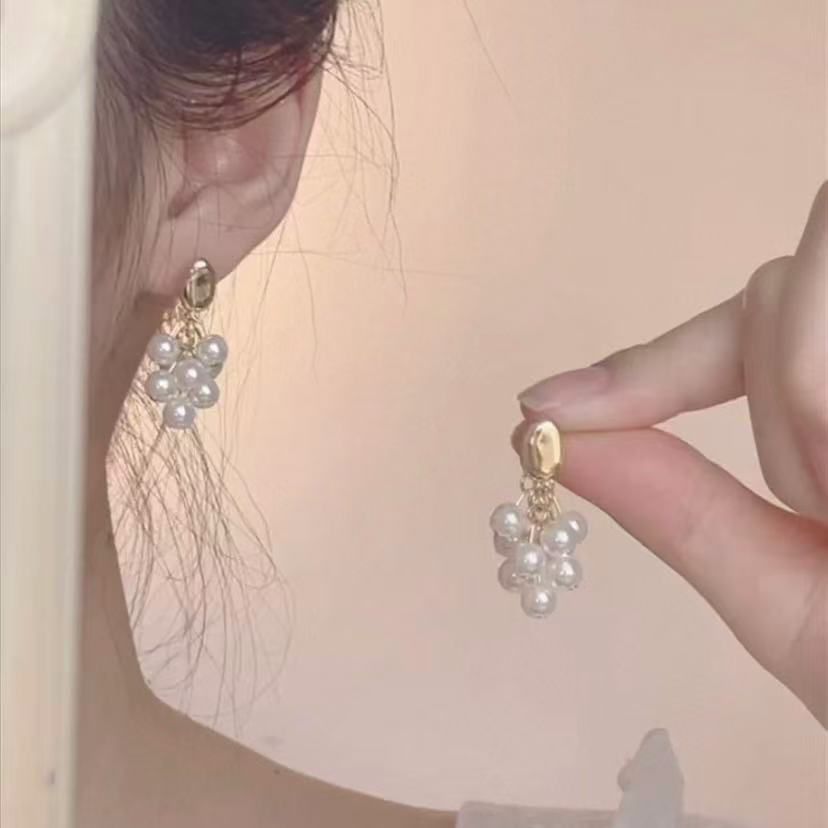 Dangle Beaded Earring