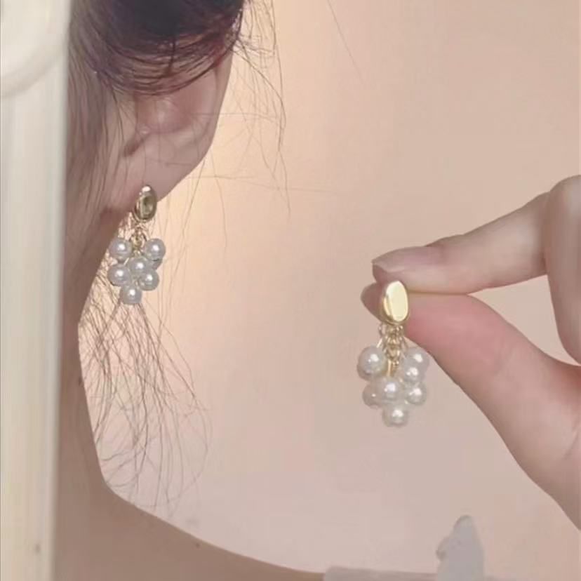 Dangle Beaded Earring