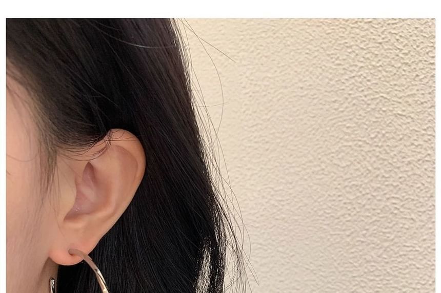 Twisted Earring Hoop